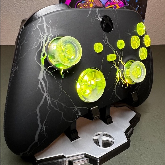 Microsoft Xbox Premium Custom Modded Controller with LEDs “Lightning” - Picture 2 of 5